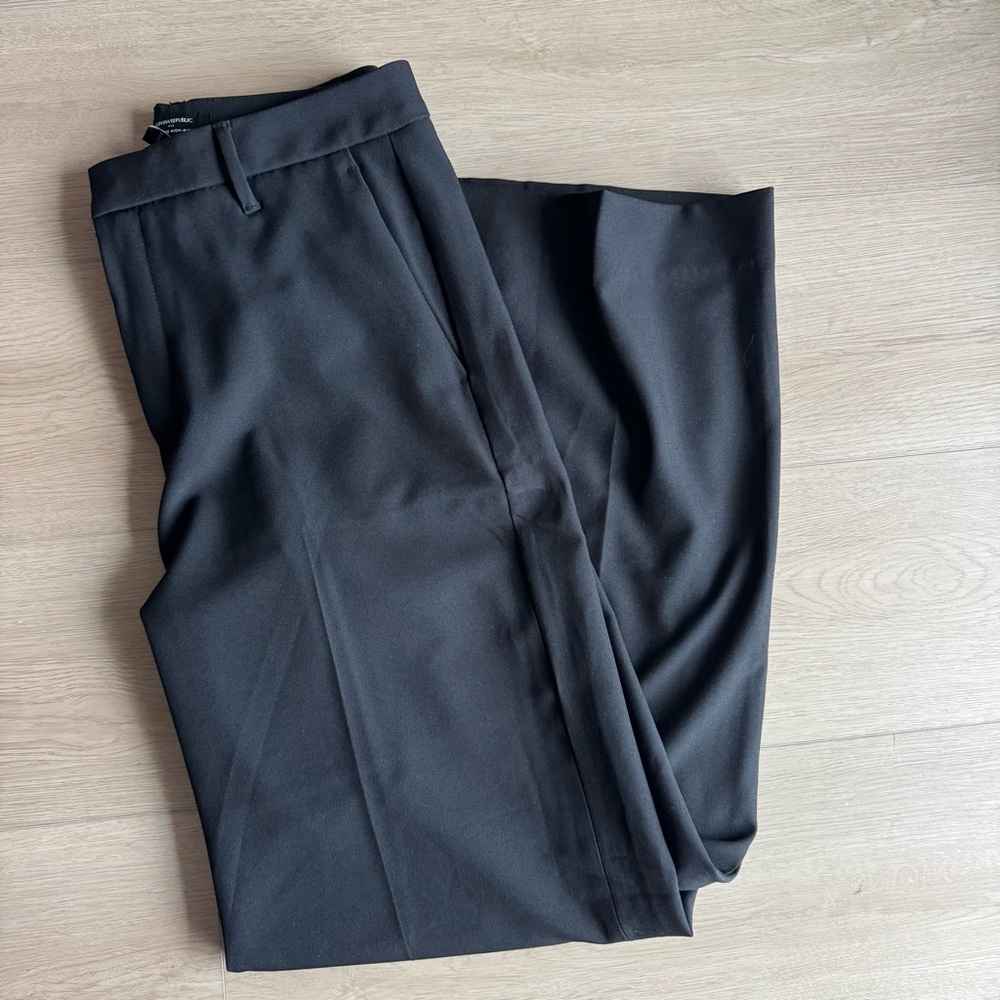 Banana Republic wide leg sculpted stretch trouser NWT